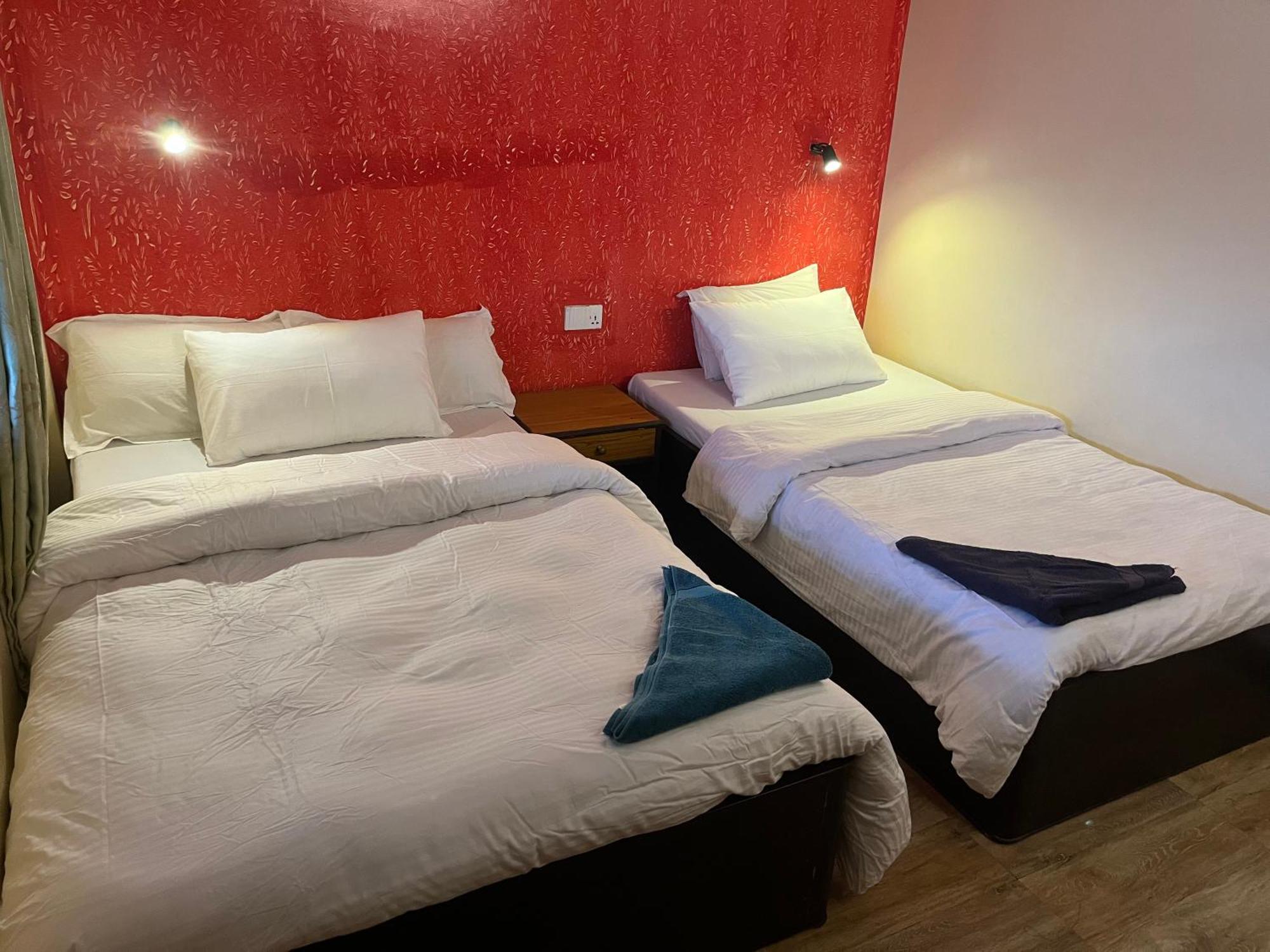 The North Face Inn'S Homestay Похара Екстериор снимка
